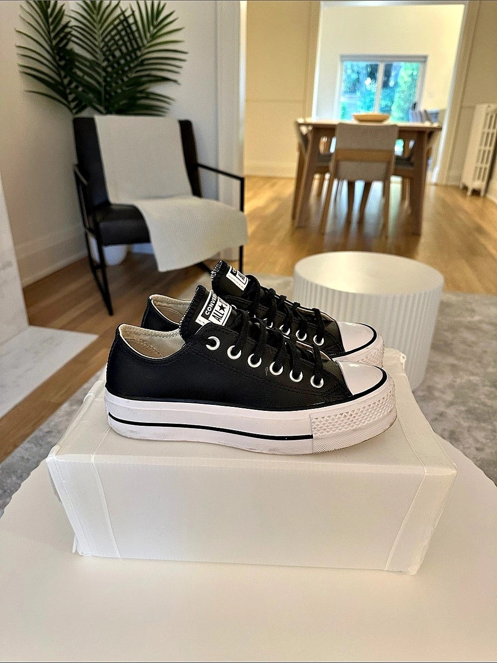 Converse Chuck Taylor All Star Lift Platform Leather Low Top Black & White